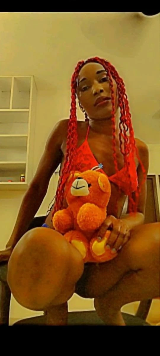 African Alexa +91//708587//9030 – escort in Gurgaon — 2 / 5