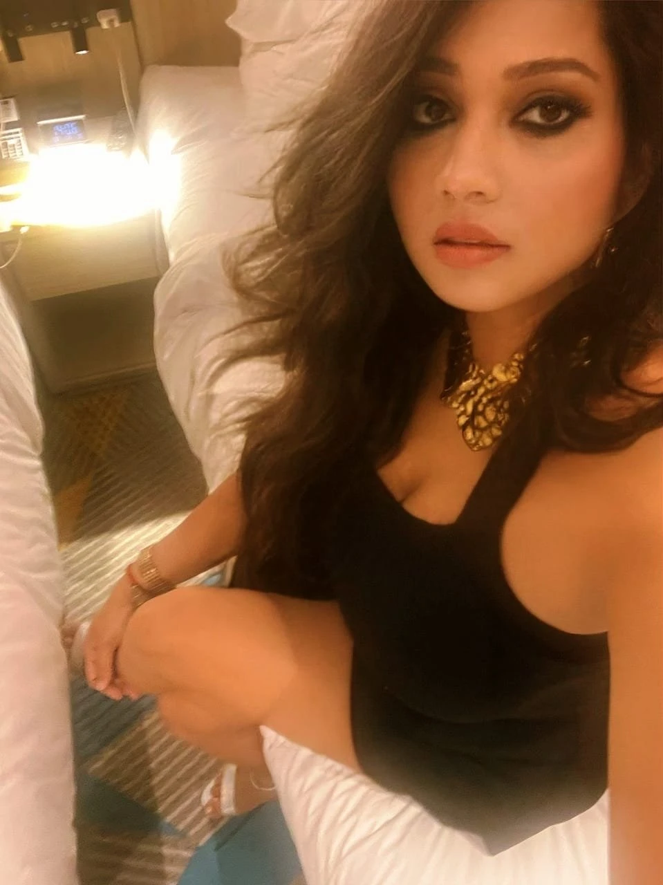 Hi class model – Indian escort in Hong Kong — 2 / 11