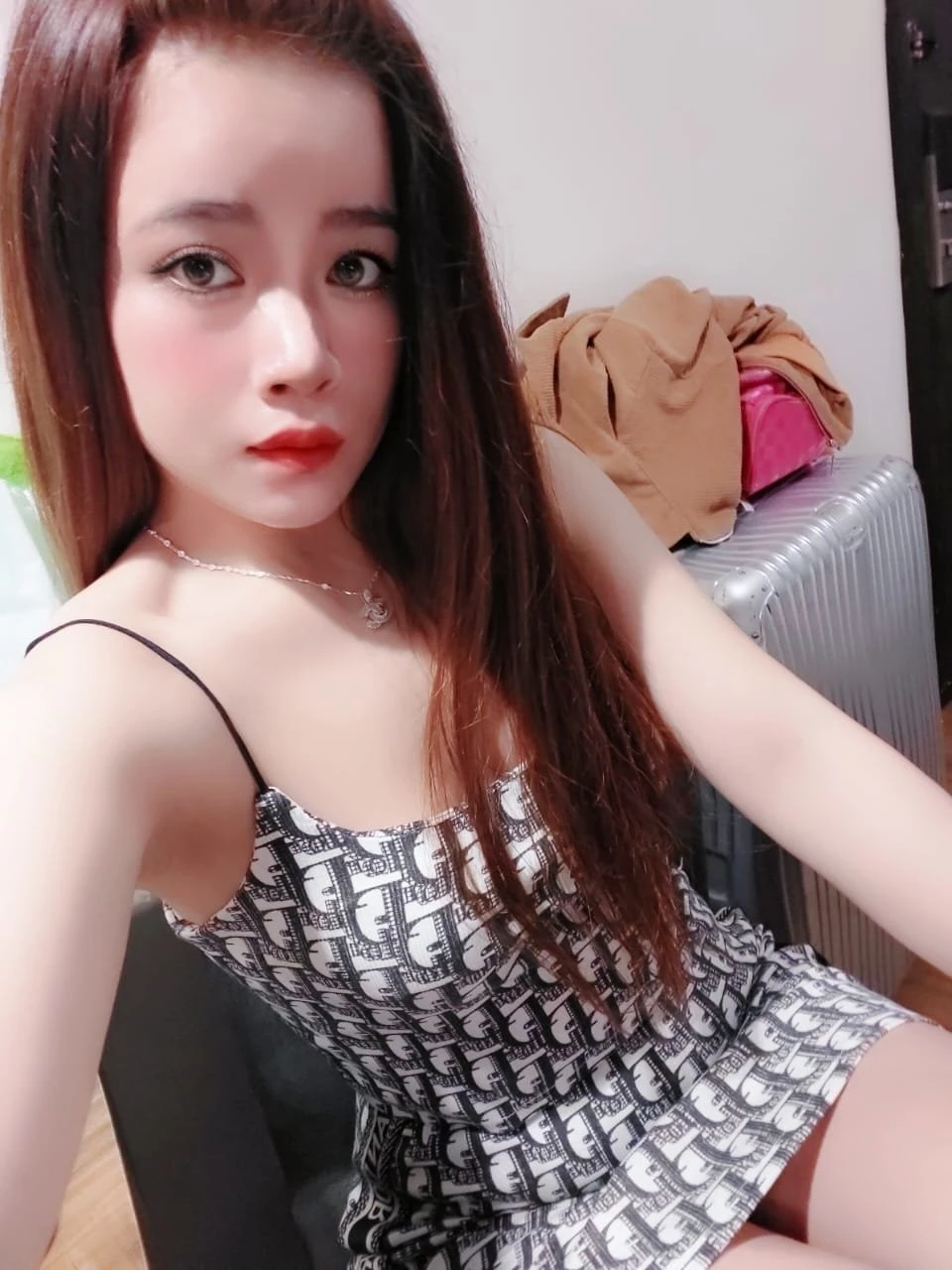 Mina – Thai escort in Bandar Seri Begawan — 2 / 4