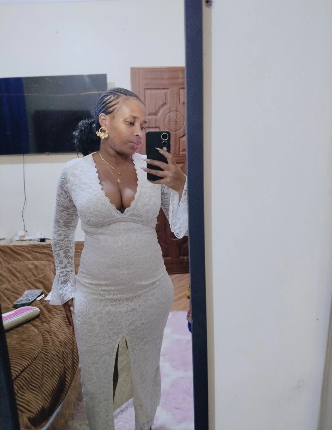 Tracey – Gambian escort in Chennai — 4 / 5