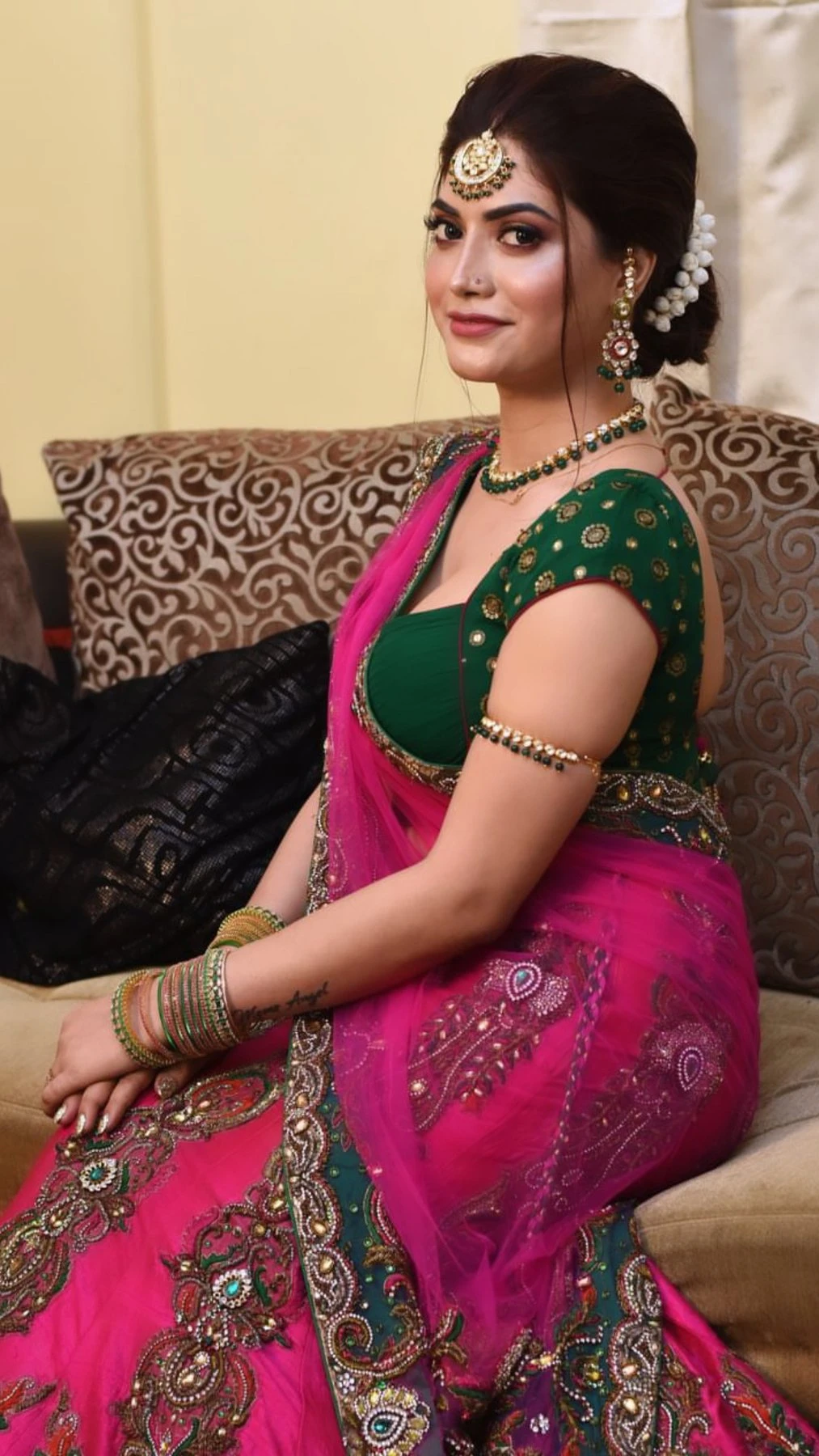ishika rai vc service – Indian escort in Bangalore — 14 / 25