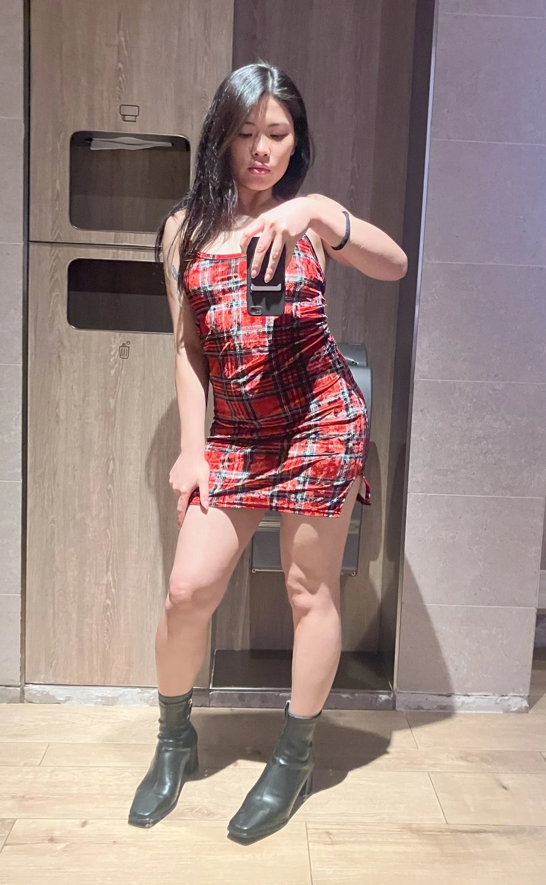 Mistress Salome – Hot Eurasian Domme – French dominatrix in Hong Kong — 3 / 17