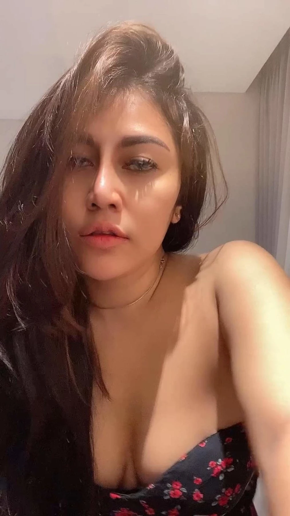 Nabila syamsi – Indonesian escort in Bata — 4 / 5