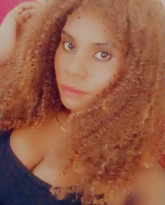 Hot Slim Sexy Ella in Town – Jamaican escort in Bangalore — 5 / 10