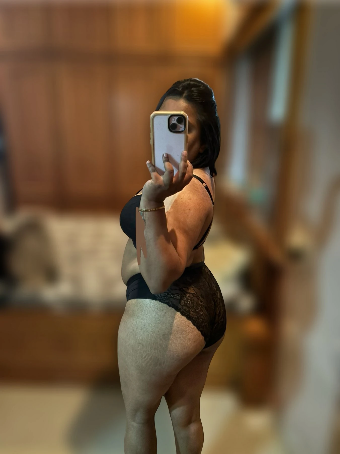 Sexybitch – Indian escort in Ahmedabad — 2 / 4