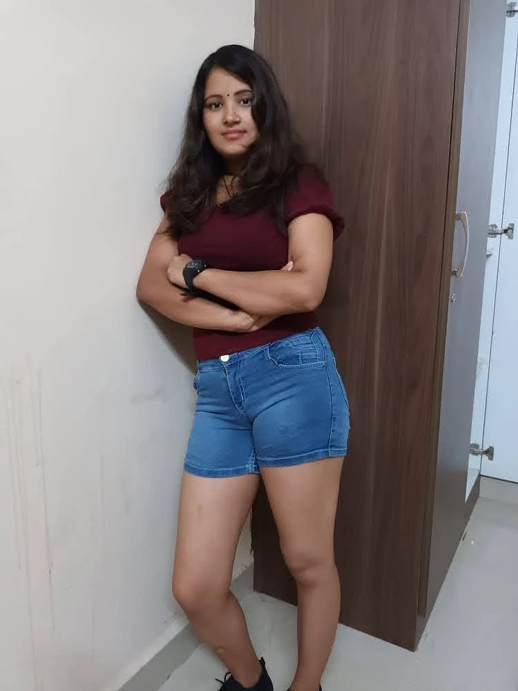 Priya – Indian escort in Bangalore — 2 / 8