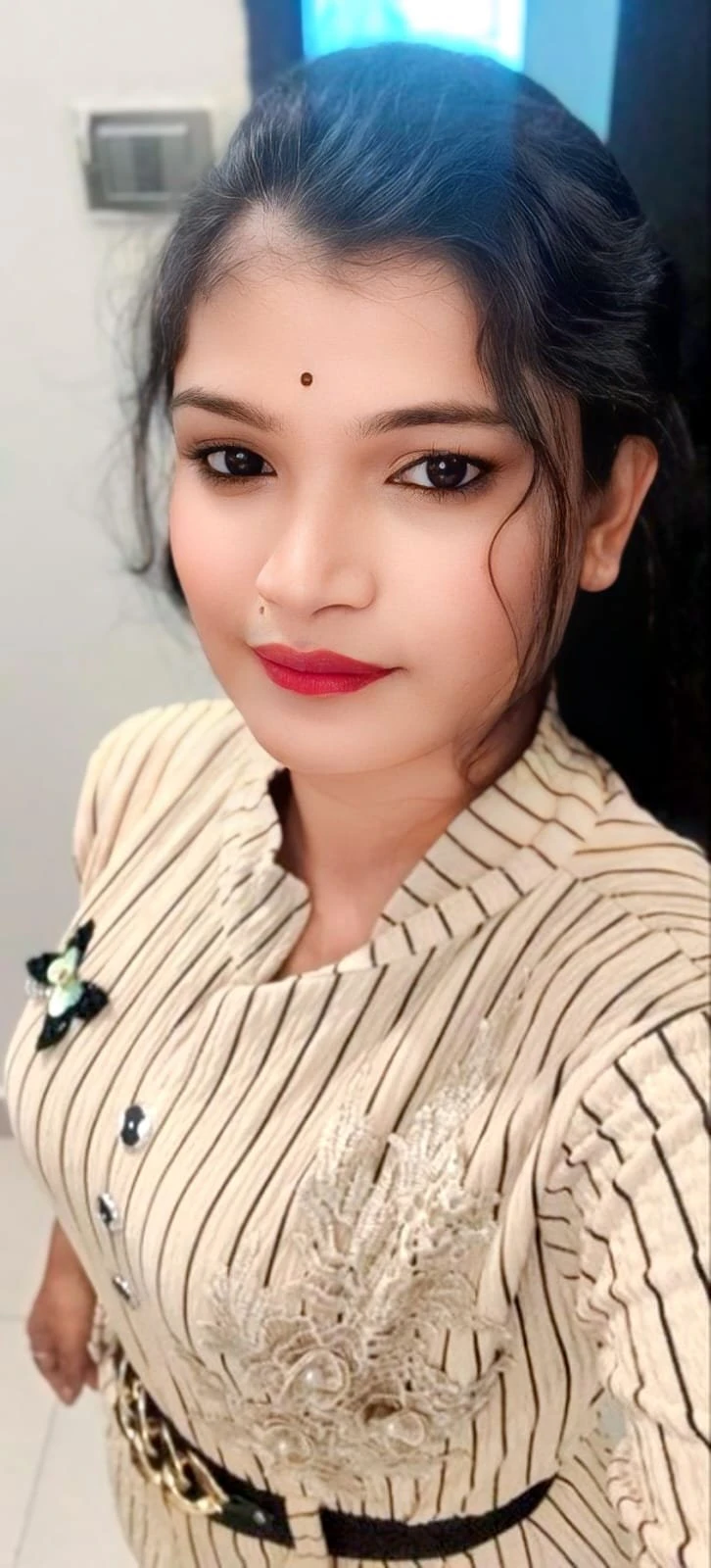 Hi-tech City in available for meet – Indian escort in Hyderabad — 2 / 3