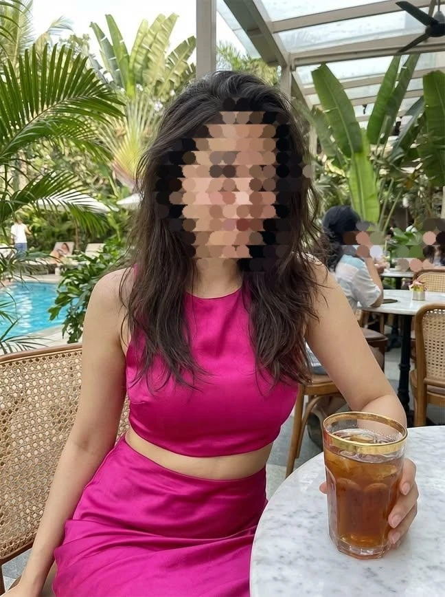 independent Cam and real meet v – Indian escort in Chennai — 3 / 4