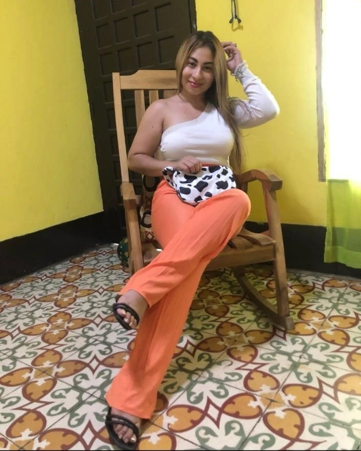 RIYA ESCORT SERVICE – Indian escort agency in Bhubaneshwar — 2 / 5