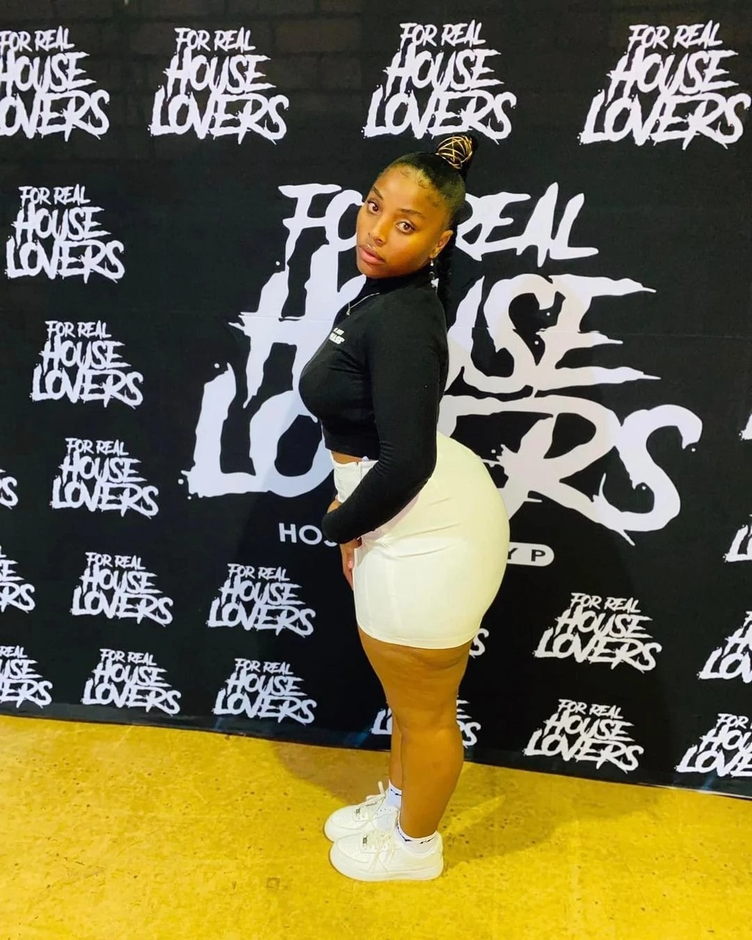 Shatelle Baby – Ugandan escort in Bangalore — 8 / 9