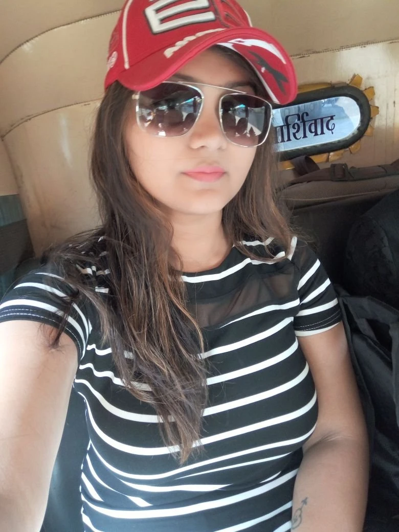 Pia Mehta – Indian escort in Chennai — 2 / 5