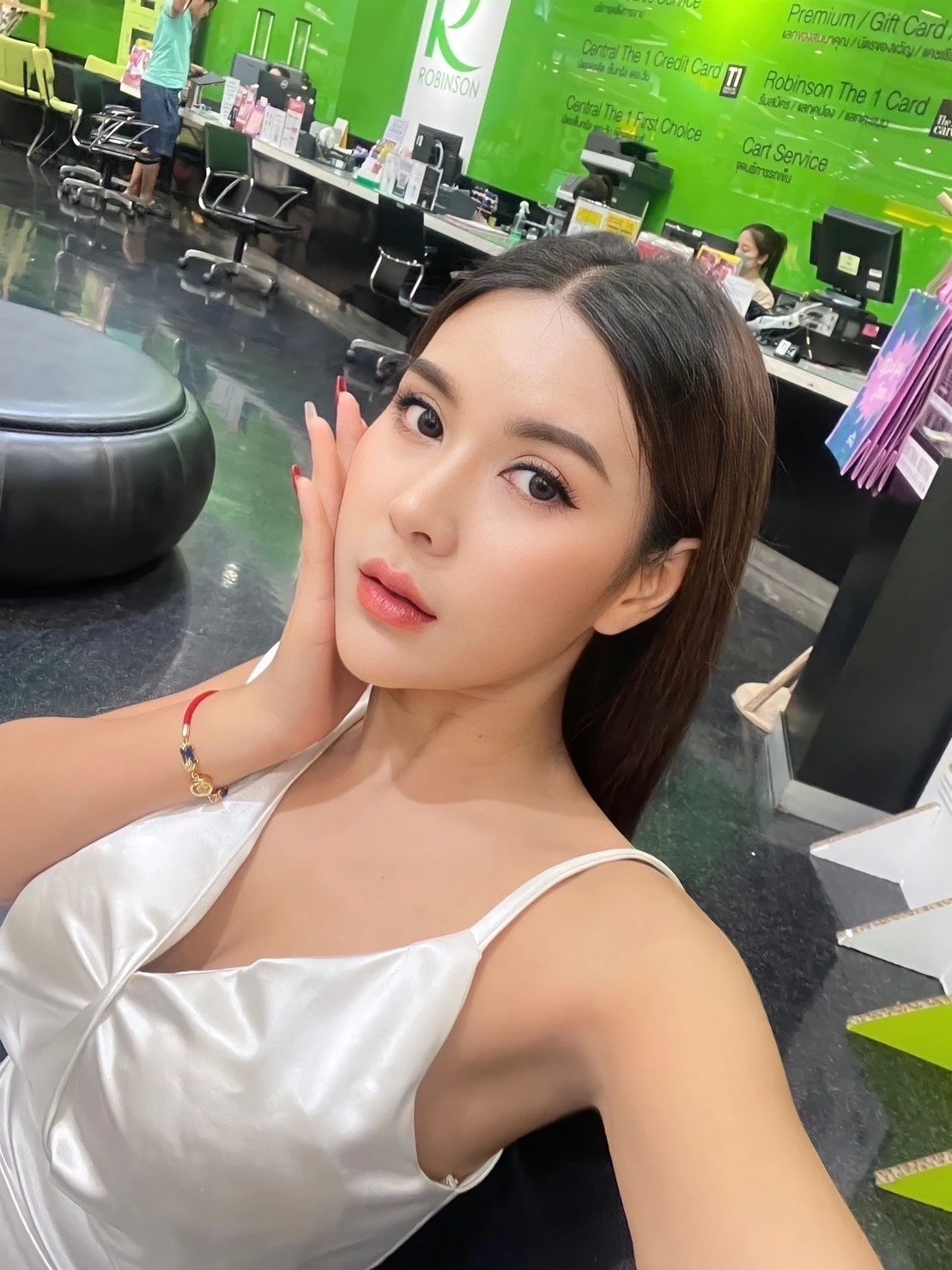 Bright – Thai escort in Hong Kong — 4 / 7