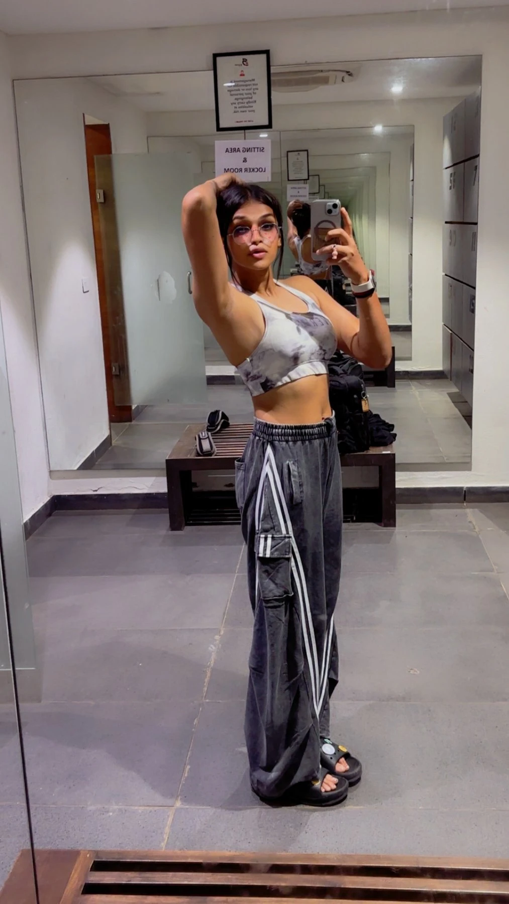 Naira – Indian escort in Ahmedabad — 16 / 22