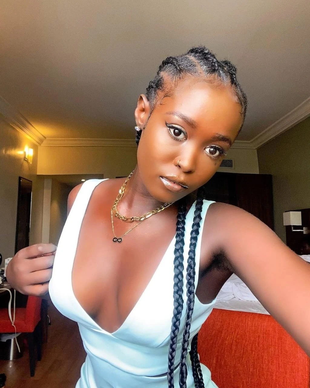 Striptease Anal Maxine Bannerghatta – Gabonese escort in Bangalore — 2 / 6