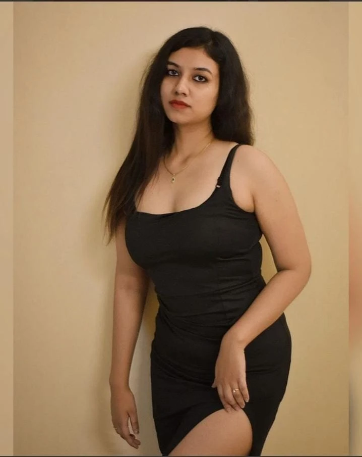 Kamini Joshi – Indian escort in Bangalore — 2 / 3