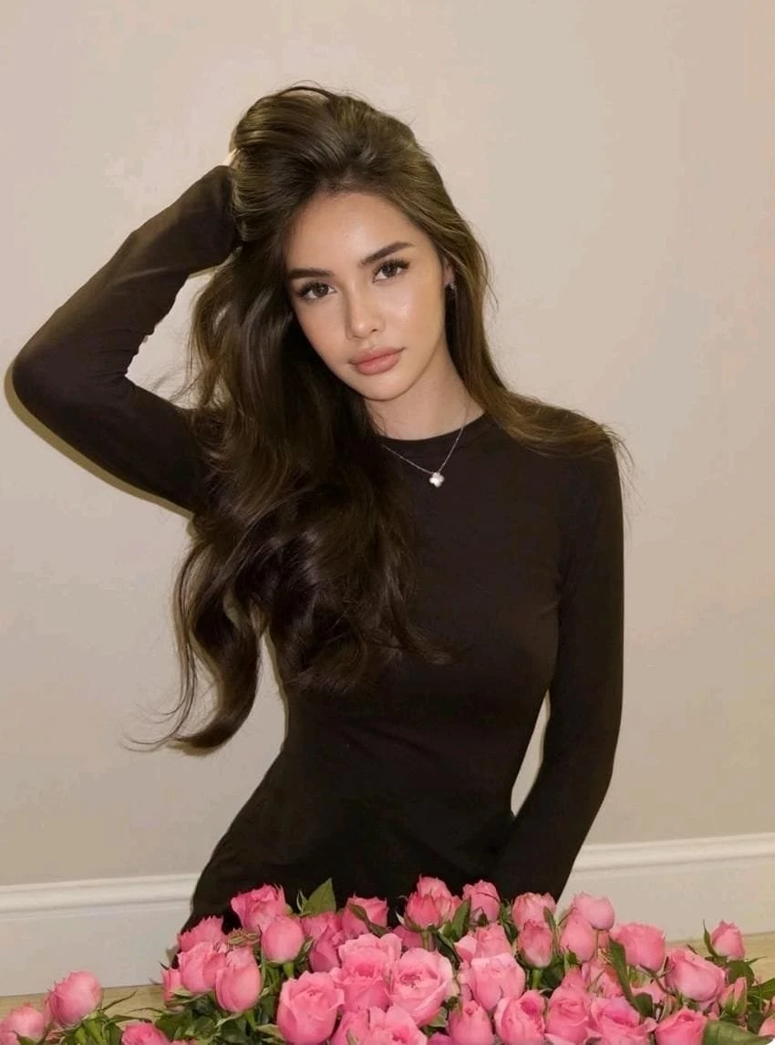 Perfect Companion – Australian escort in Hong Kong — 2 / 5