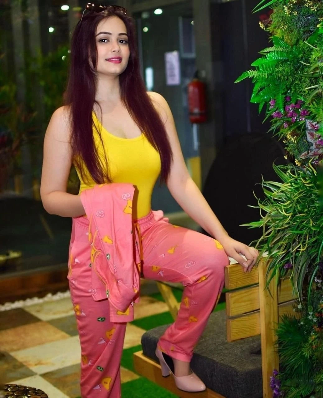 Vip modal escort sarvice Chandigarh – Indian escort in Chandigarh — 3 / 5