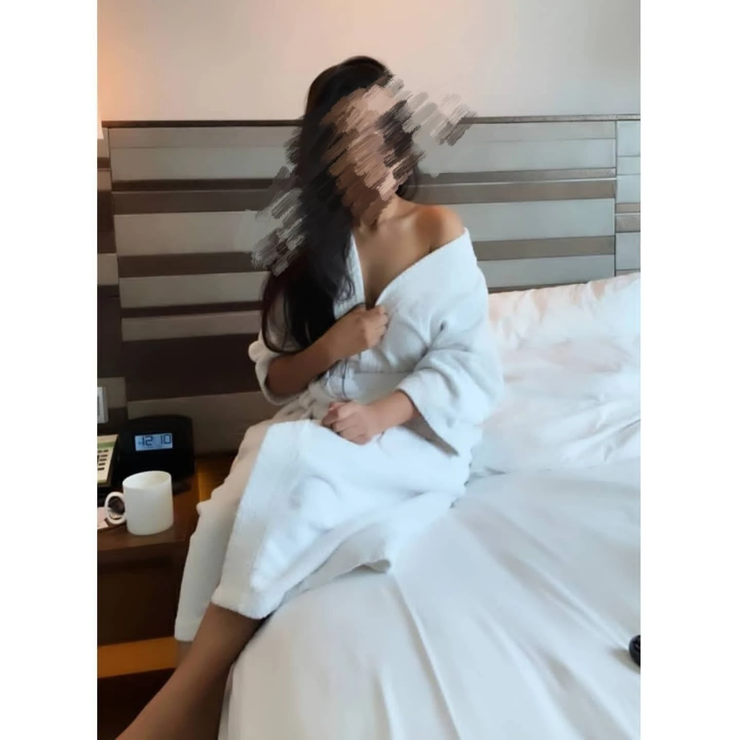 CAM SHOW OR REAL MEET 24×7HRS – Indian escort in Bangalore — 2 / 5
