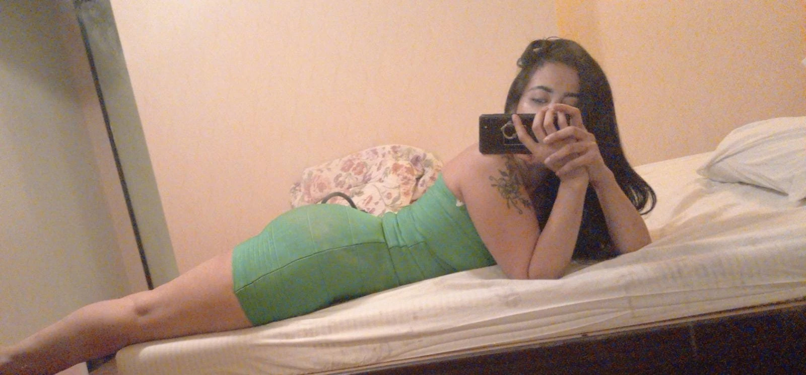 Angie Indonesian Seductive – Indonesian escort in Hong Kong — 5 / 8