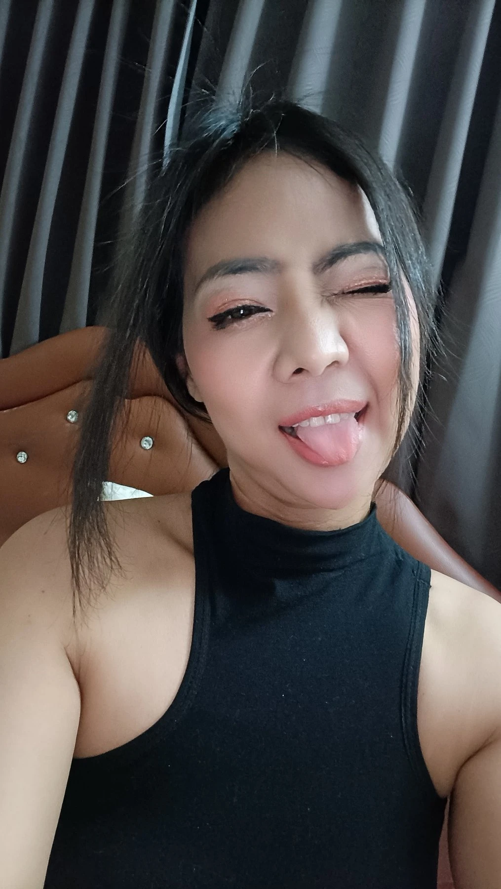 Susie – Cambodian escort in Phnom Penh — 3 / 4