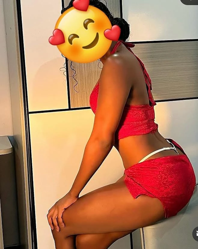 Nadia Bedroom Queen – Kenyan escort in Hyderabad — 5 / 7