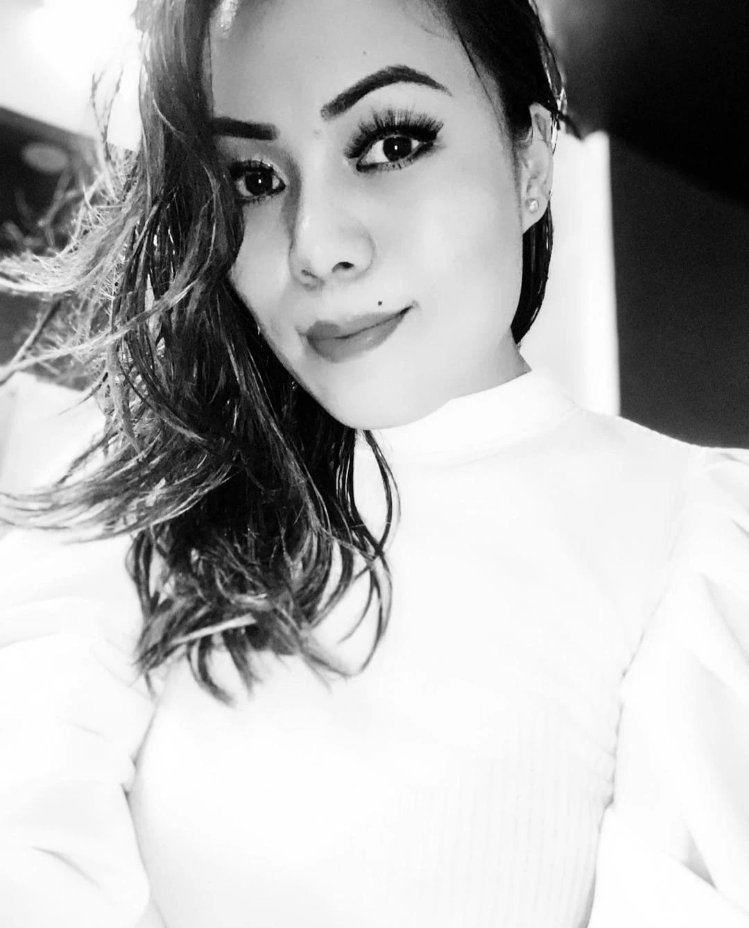Komal Sharma – Indian escort in Bangalore — 5 / 7