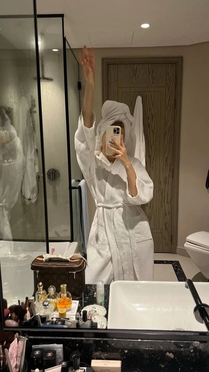 Vasundhara rajpoot – Indian escort in Gurgaon — 4 / 5