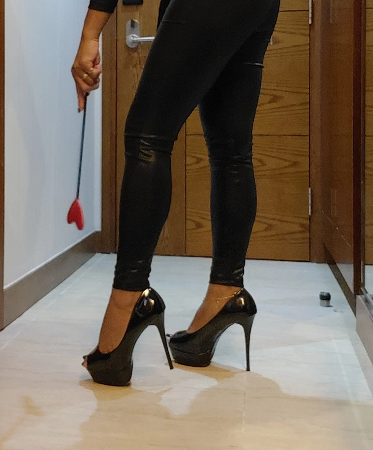 Mistress Tara – Malaysian dominatrix in Hong Kong — 3 / 18