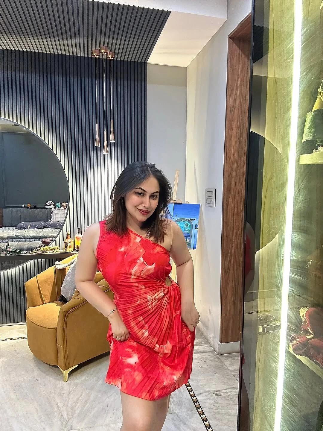 Lise – Indian escort in Guwahati — 4 / 5