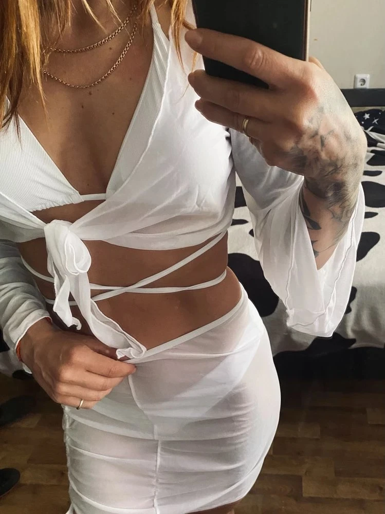 Энни – Polish escort in Hong Kong — 3 / 6