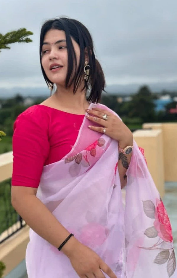 Harshita – Indian escort in Ahmedabad — 2 / 3