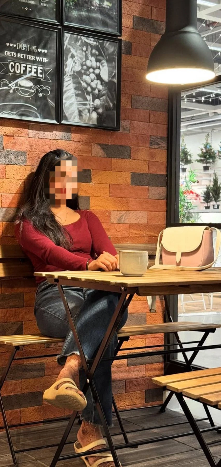 Preeti Call Girl Cam & Real Meet – Indian escort in Ahmedabad — 2 / 7