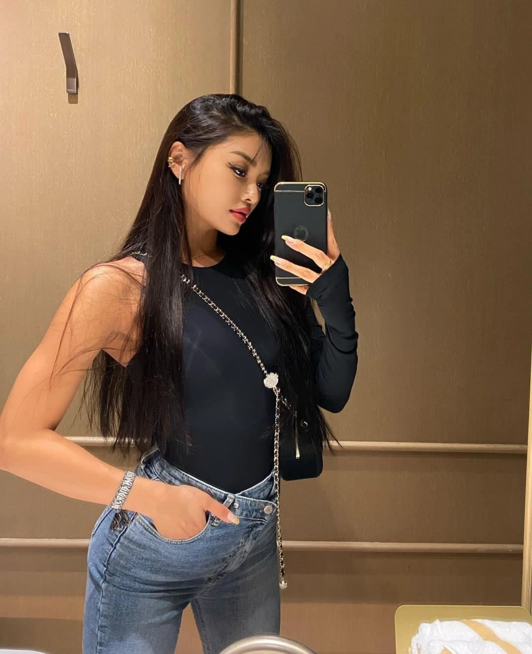Sweet Nari Cha – escort in Hong Kong — 8 / 10