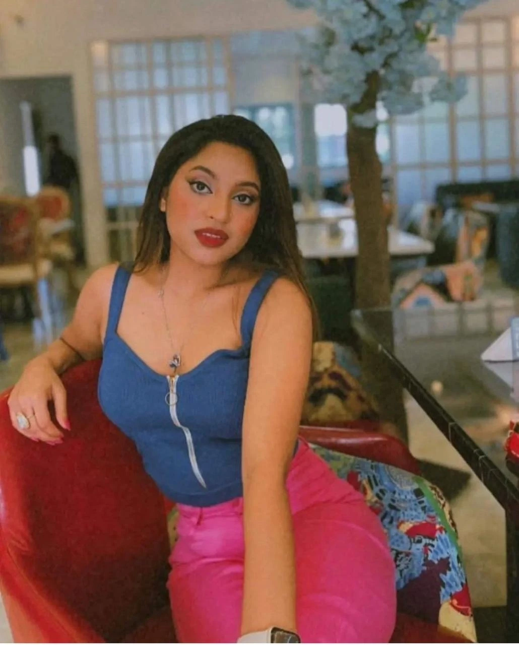 Roshni – Indian escort in Bangalore, Escort, Banga