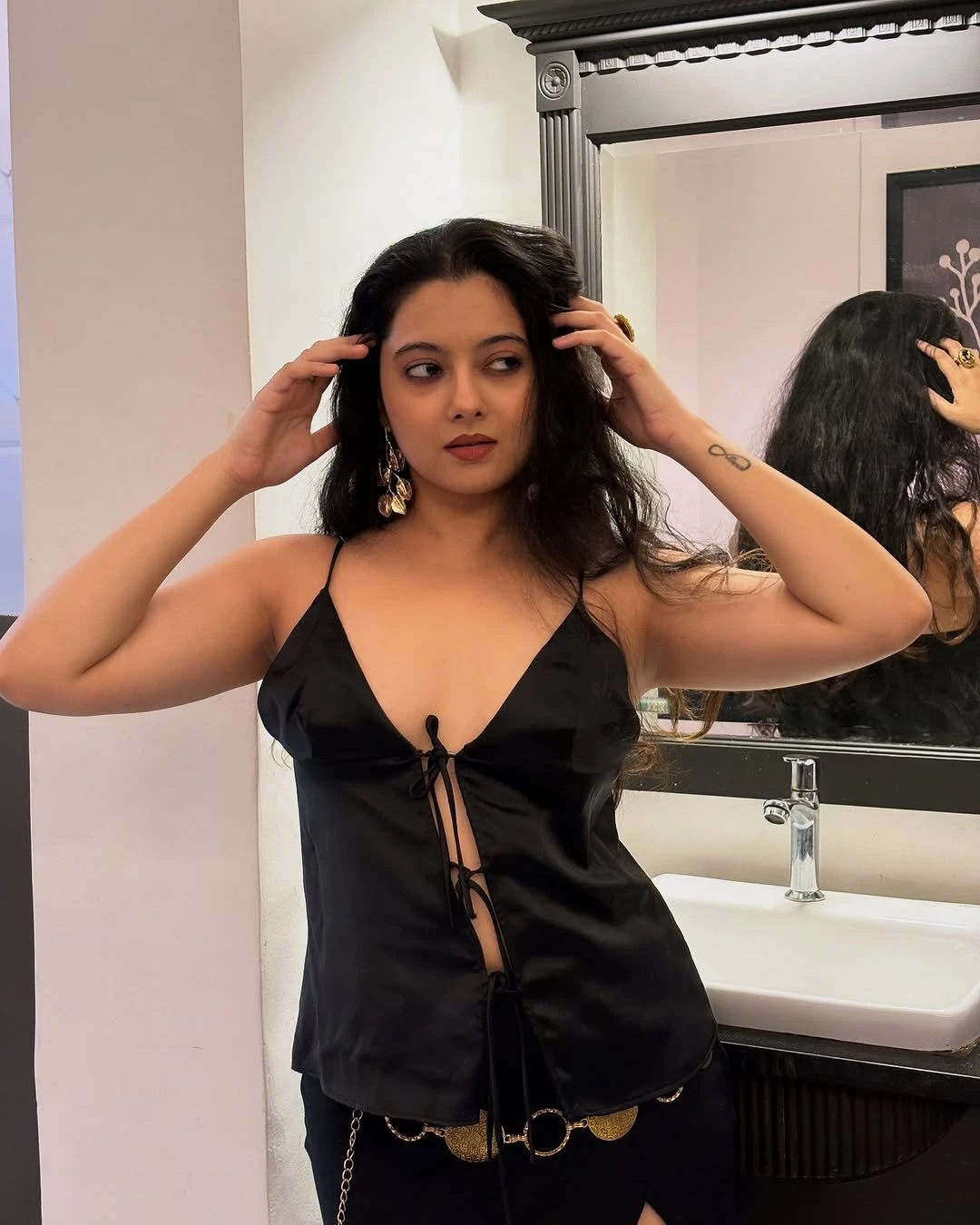 Erisha – Indian escort in Bangalore — 5 / 6