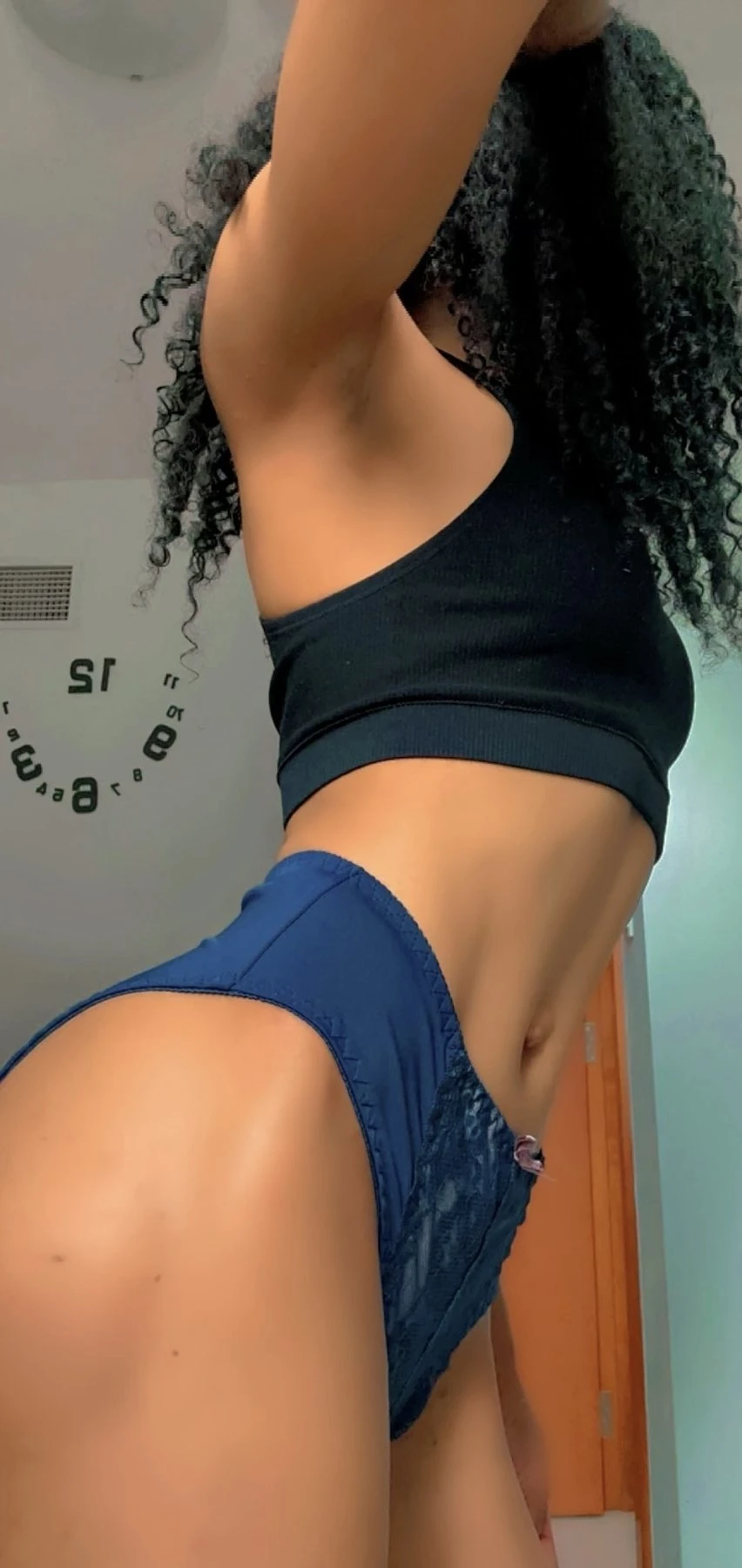 Slim bea in BTM layout – Algerian escort in Bangalore — 3 / 5