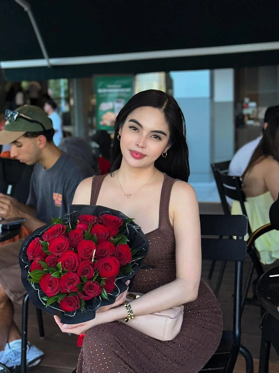 For your eyes only baby – Spanish escort in Hong Kong — 9 / 10