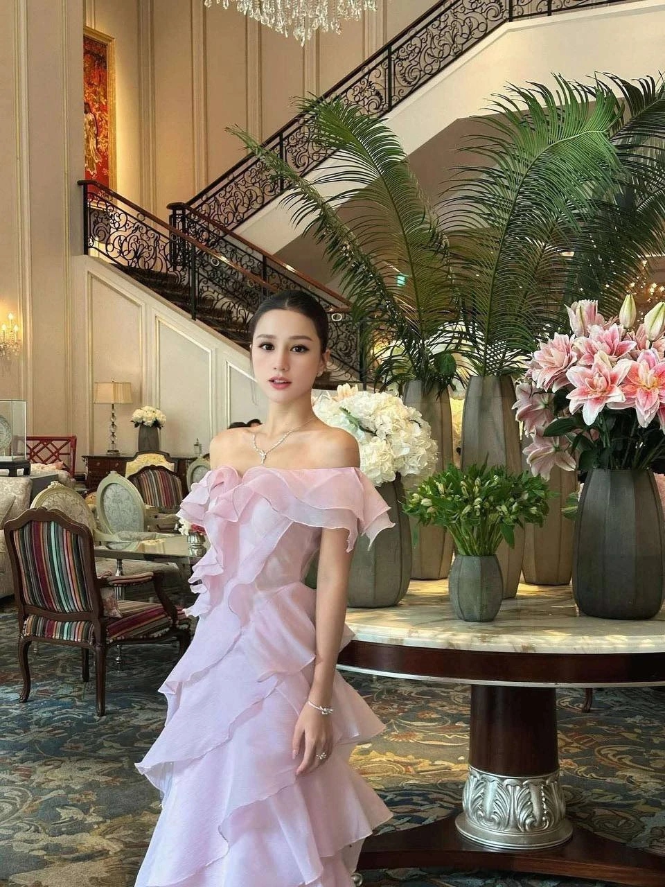 Ling ling – Vietnamese escort in Hong Kong — 3 / 6