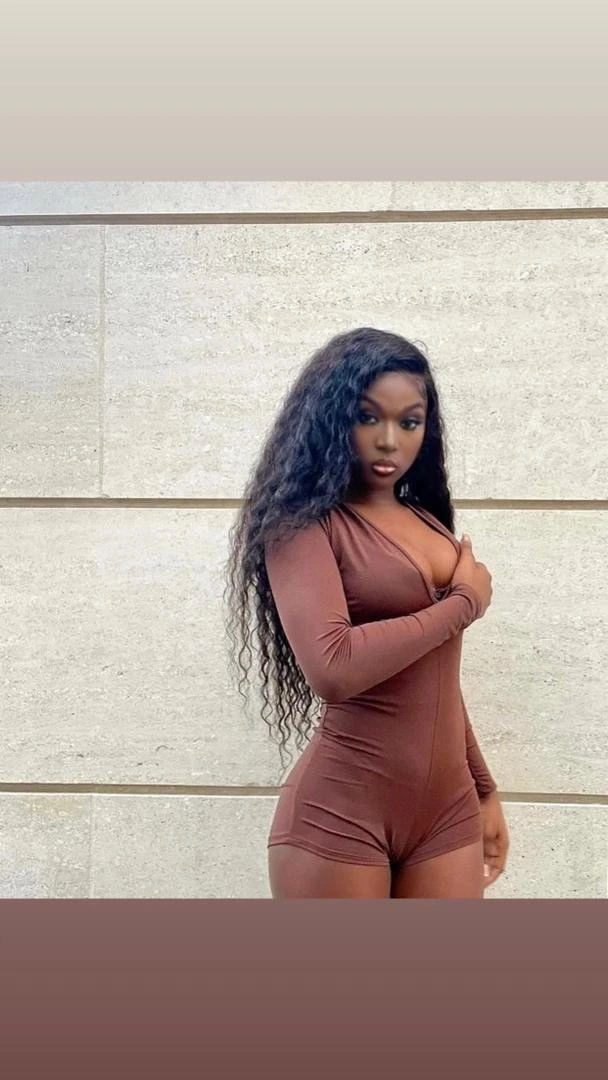 Wealth – Ghanaian escort in Cotonou — 2 / 4