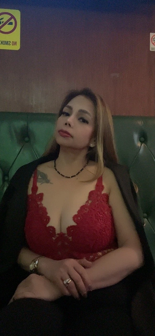 Jess Hottest party Girl – Japanese escort in Hong Kong — 26 / 30