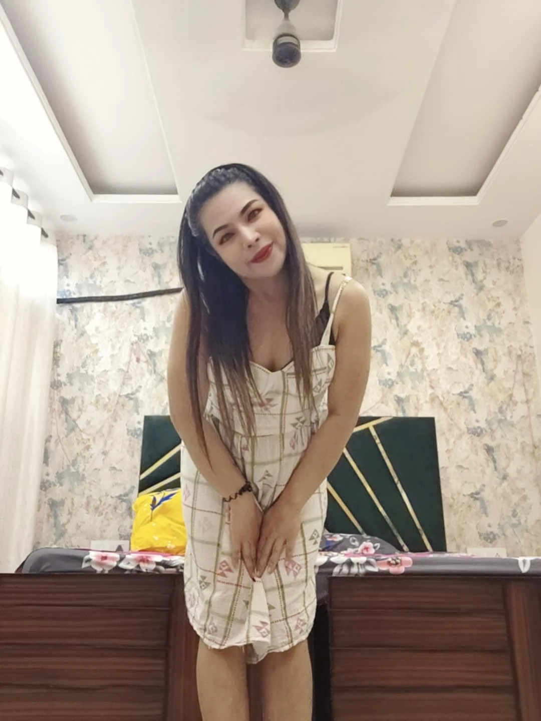 Nana – Thai masseuse in Chandigarh — 20 / 24