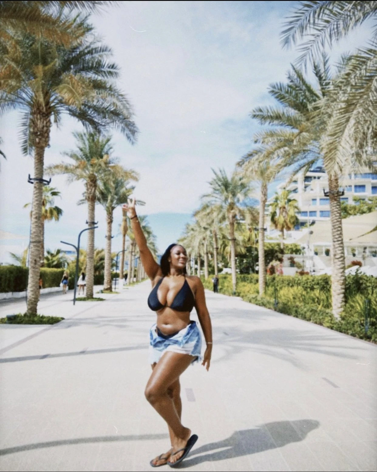 Barbara – Ghanaian escort in N'Djamena — 4 / 5