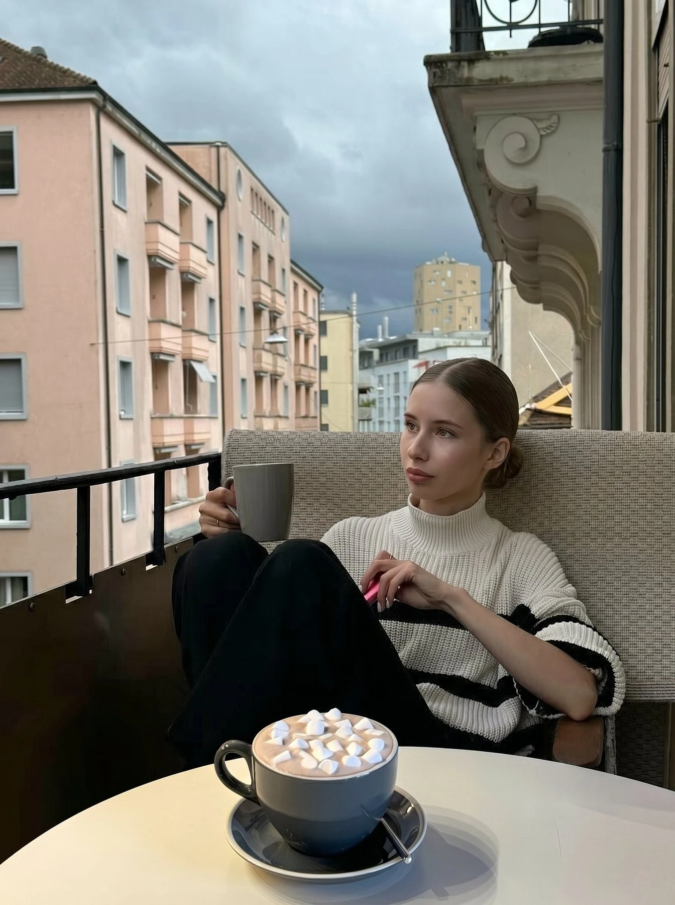 Kate – Russian escort in Hong Kong — 3 / 7