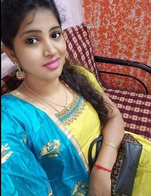 Vip Escort Service Kajal Joshi – Indian escort in Bangalore — 2 / 5