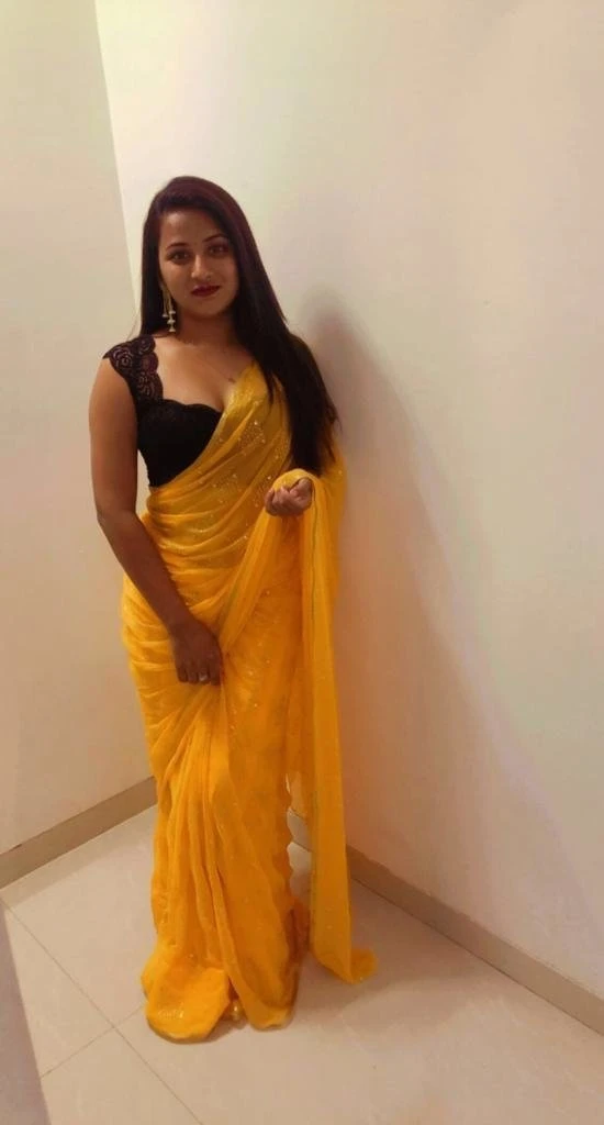 Riya Indian Cam Girl – Indian escort in Bangalore — 5 / 9