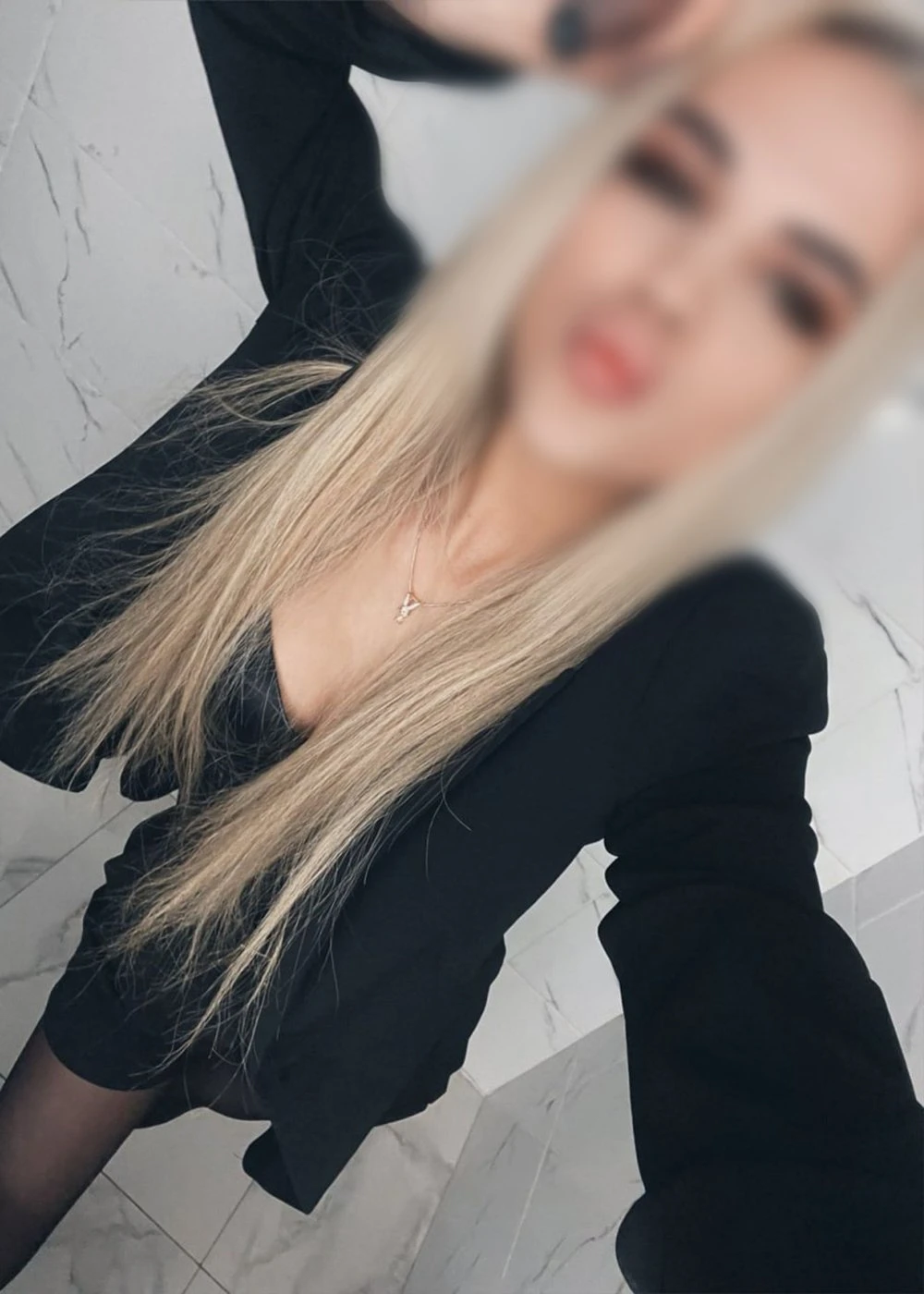 Arina – Russian escort in Hong Kong — 5 / 9