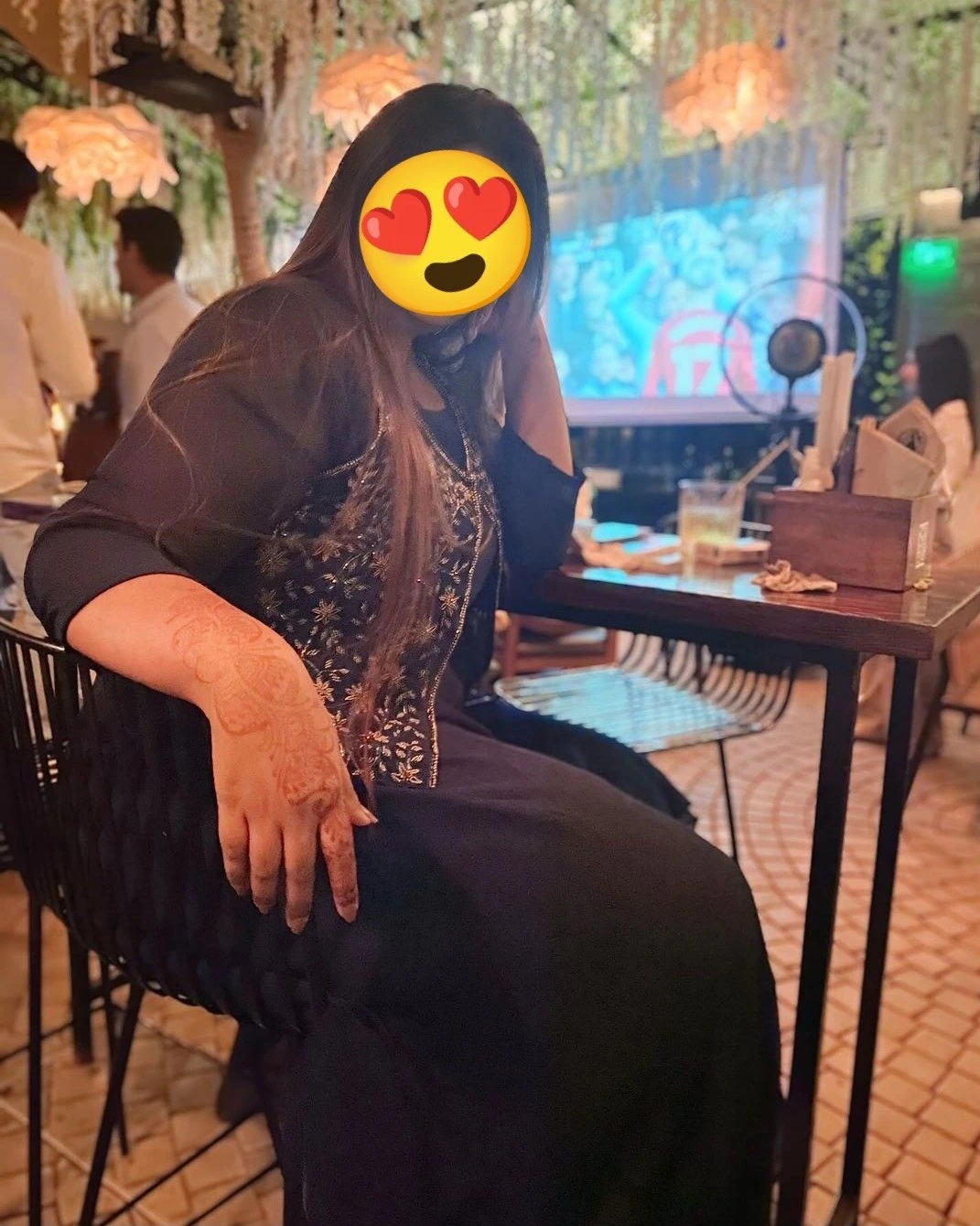 Jas meet or webcam – Indian escort in Candolim, Goa — 4 / 5