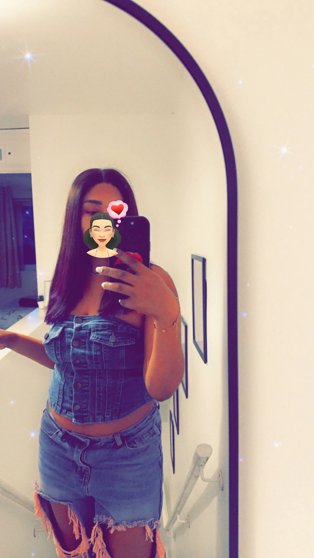 Briaa – adult performer in Cotonou — 3 / 5