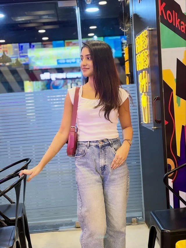 Sheetal – Indian escort in Ahmedabad — 2 / 5