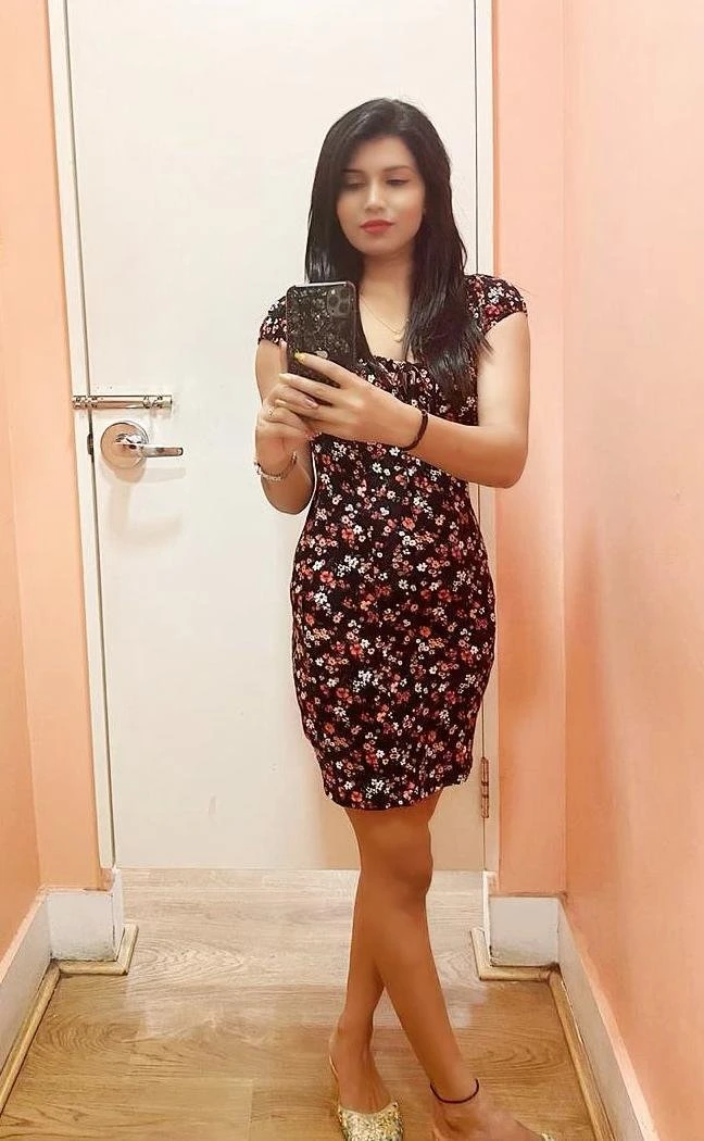 Toshi No Advance Independent Girl – Indian escort in Bangalore — 3 / 5